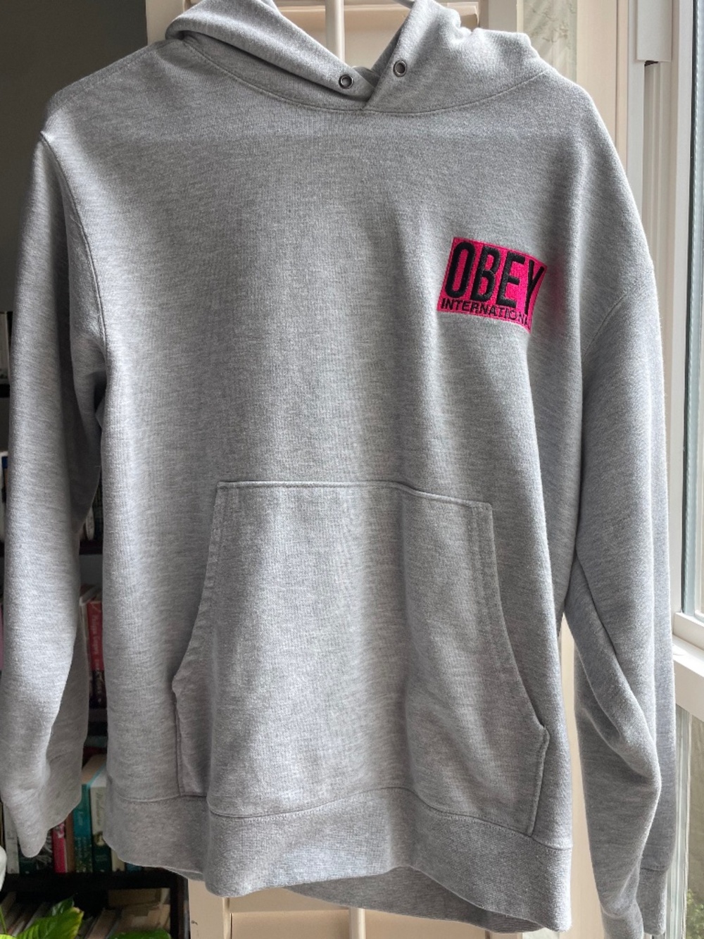 Obey Gray pullover hoodie unisex size medium